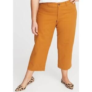 NWT Old Navy High-Waisted Secret-Slim Plus-Size Wide-Leg Chinos - Size 22